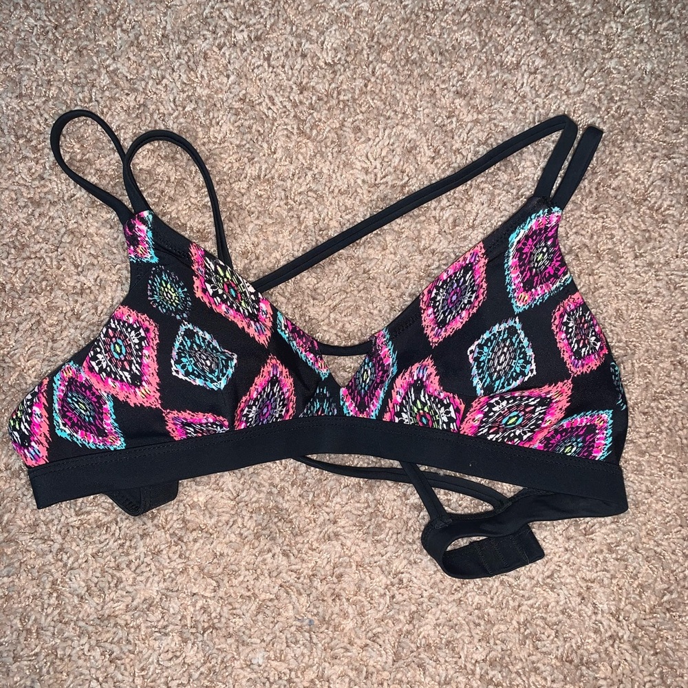Tart rest bikini top